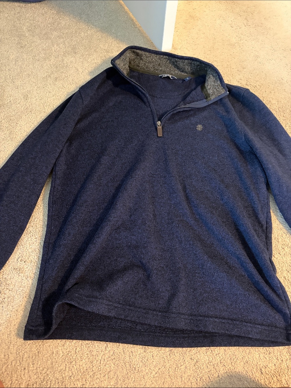 Izod Men's Navy Half-Zip Pullover Sweater